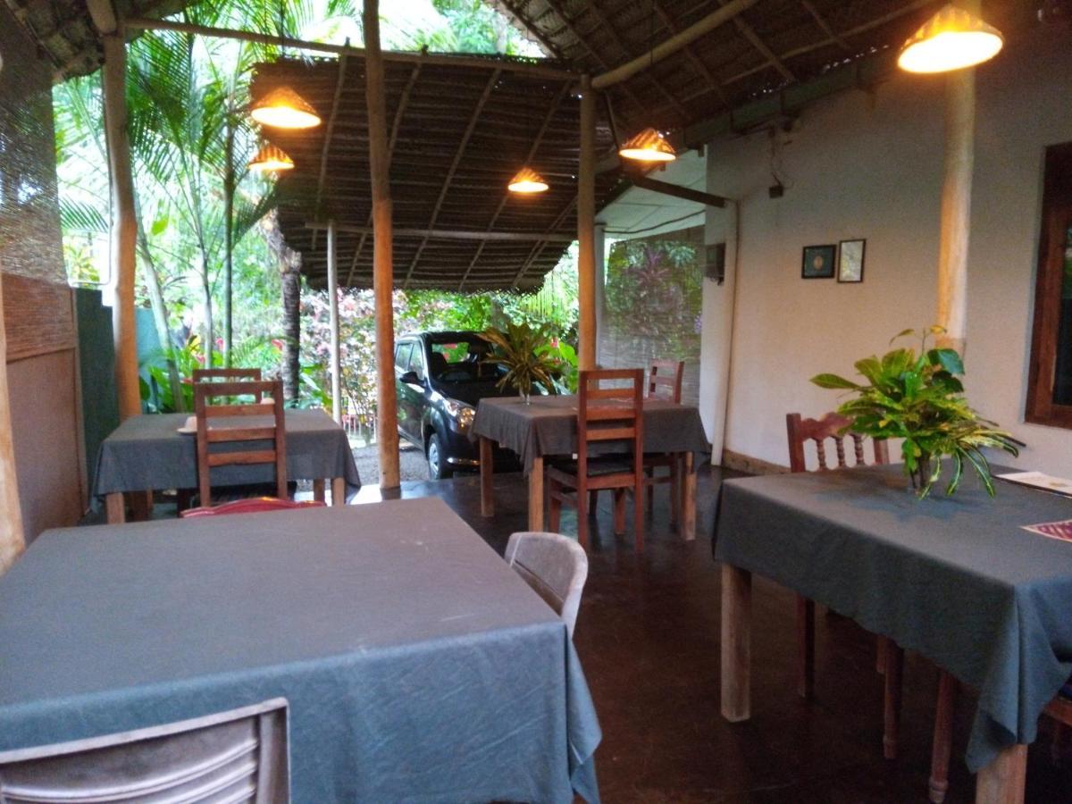 Sansala Guesthouse & Restaurant Tangalle Ngoại thất bức ảnh