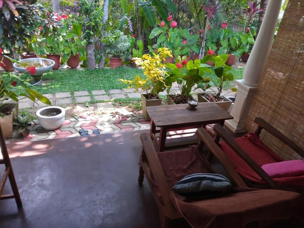 Sansala Guesthouse & Restaurant Tangalle Phòng bức ảnh