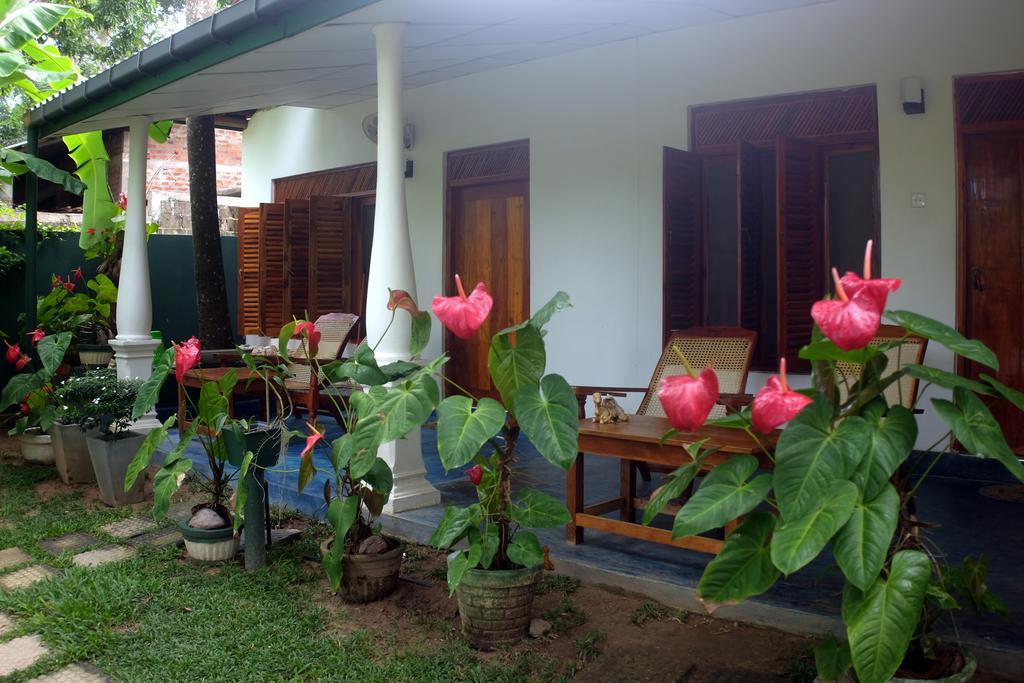 Sansala Guesthouse & Restaurant Tangalle Ngoại thất bức ảnh